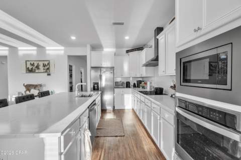 133 Talbot Street, Southport FL - photo 6 of 30