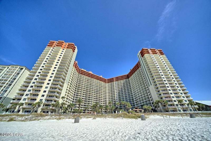 0 bedroom Condominium at 9900 S Thomas Drive 2306, Shores Of Panama, Panama City — photo 2