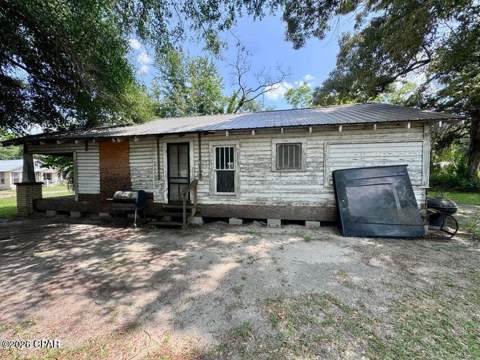 5295 Brown Street, Graceville FL - photo 9 of 13