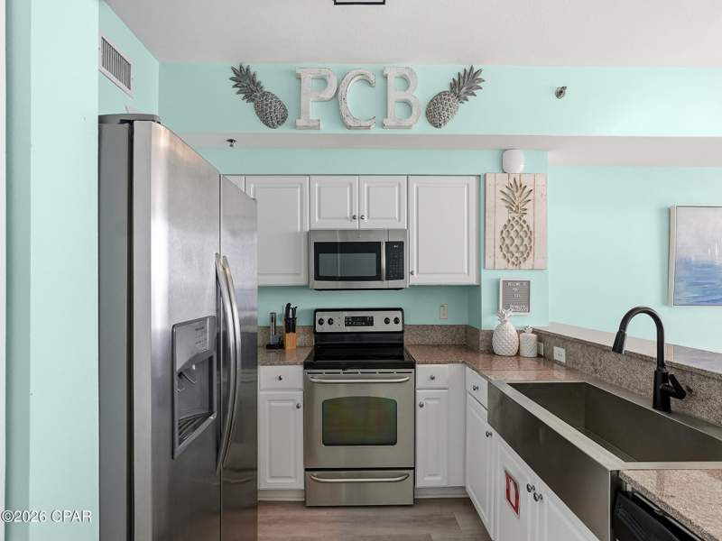 1 bedroom Condominium at 9900 S Thomas Drive 2230, Shores Of Panama Phase I, Panama City Beach — photo 2