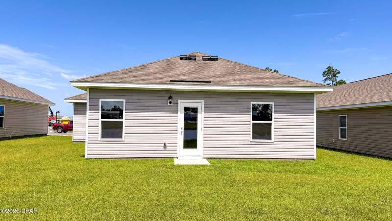 4 bedroom SingleFamilyResidence at 7398 Charles Loring Jr Road, Liberty, Panama City — photo 4