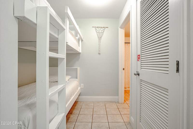 1 bedroom Condominium at 9860 S Thomas Drive 1116, Laketown Wharf, Panama City — photo 5