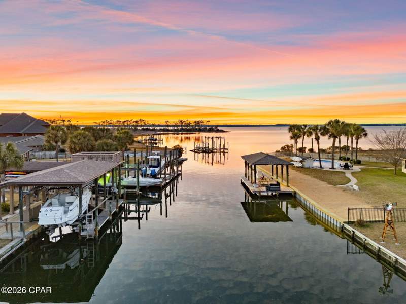 4 bedroom SingleFamilyResidence at 1004 Sunset Lane, Baywood Shores Estates, Lynn Haven — photo 5