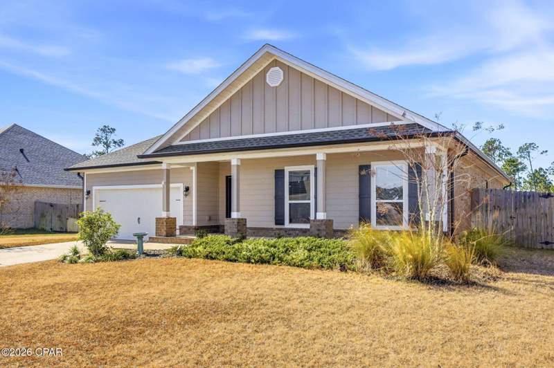 4 bedroom SingleFamilyResidence at 171 Grafton Street, Fanning Bayou, Panama City — photo 2