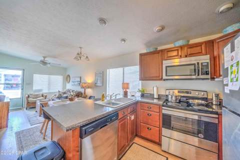 321 Lagoon Lane, Panama City Beach FL - photo 10 of 44