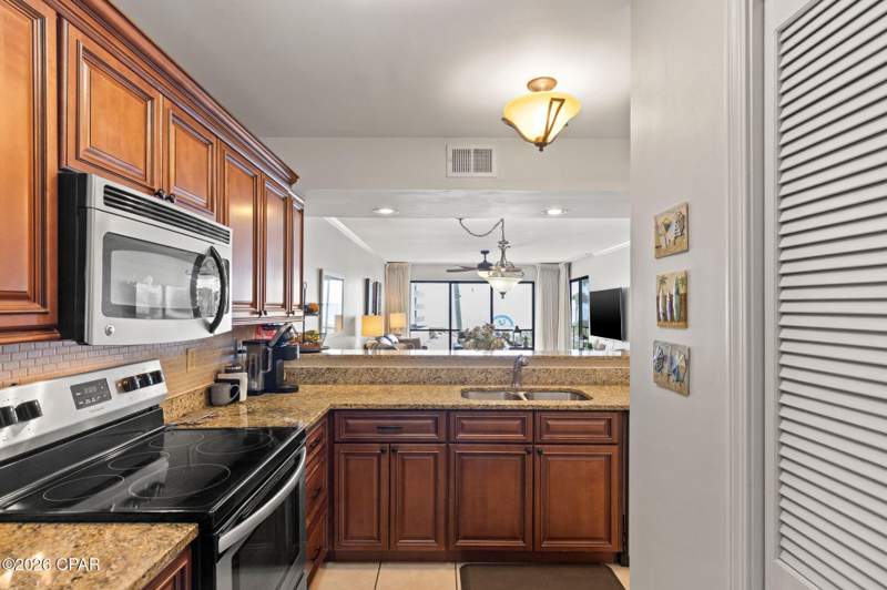 2 bedroom Condominium at 520 N Richard Jackson Boulevard 3311, Beachview Villas, Panama City Beach — photo 3