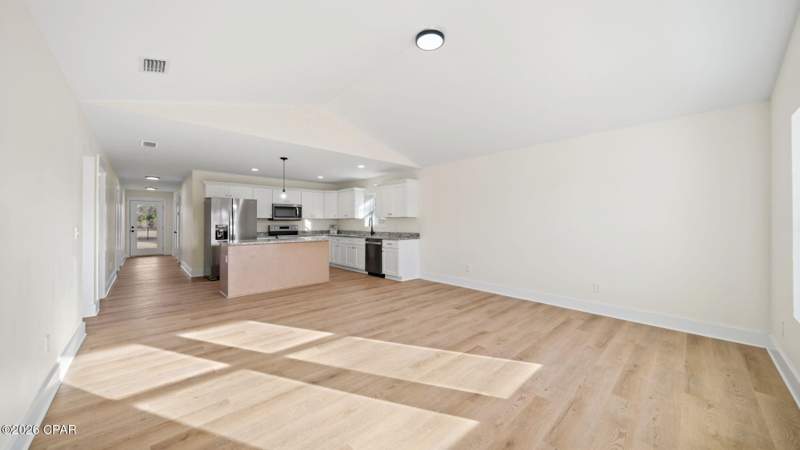 4 bedroom SingleFamilyResidence at 719 Arrow Street, Wh Parker, Panama City — photo 5