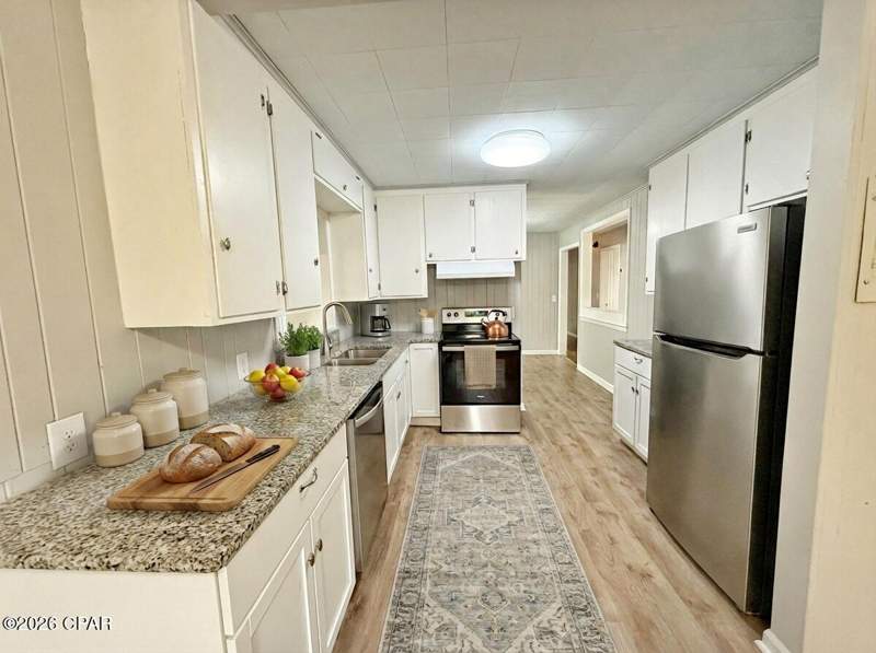 4 bedroom SingleFamilyResidence at 2944 Cherokee Street, West Manor, Marianna — photo 3