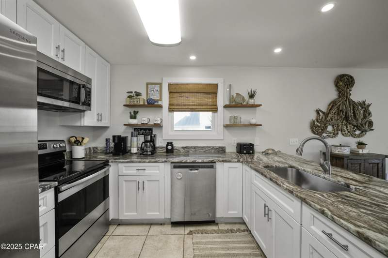 3 bedroom SingleFamilyResidence at 191 White Sands Drive, Cape San Blas Shores, Port St Joe — photo 5