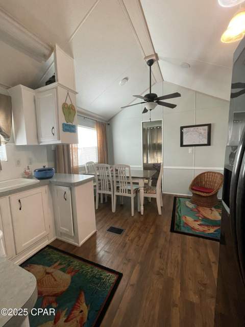 1219 Thomas 113, Panama City FL - photo 19 of 37