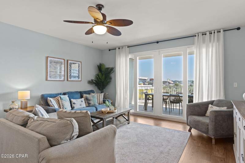 3 bedroom Condominium at 9902 S Thomas Drive 333, Laketown Wharf Phase II, Panama City — photo 2