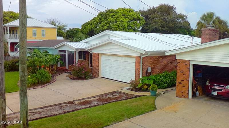3 bedroom SingleFamilyResidence at 14202 Bay Avenue, Bid A Wee, Panama City Beach — photo 3