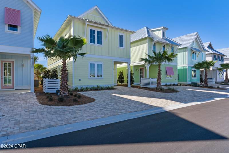 5 bedroom SingleFamilyResidence at 13639 Banana Wind Way, Margaritaville Cottages, Panama City Beach — photo 2