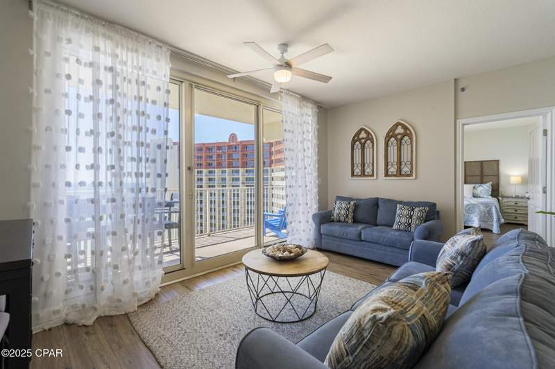 2 bedroom Condominium at 9900 S Thomas Drive 1920, Shores Of Panama Phase II, Panama City — photo 3