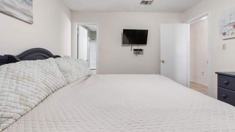 6903 N Lagoon Drive 52, Panama City FL - photo 24 of 33