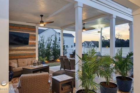 725 Landing Circle, Panama City Beach FL - photo 15 of 47