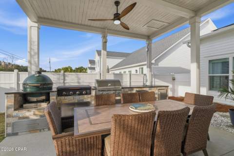 725 Landing Circle, Panama City Beach FL - photo 18 of 47