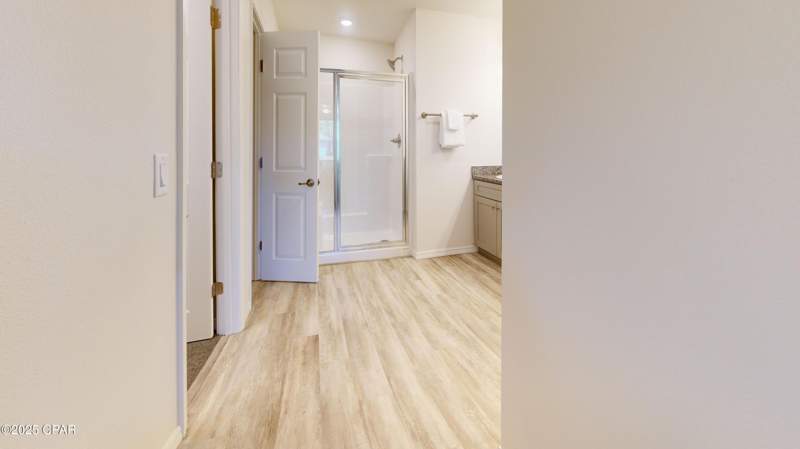 4 bedroom SingleFamilyResidence at 3989 Horizon Avenue, Sunny Hills Unit 1, Chipley — photo 3