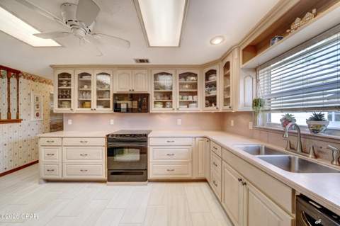 2910 Kings Harbour Road, Panama City FL - photo 12 of 51