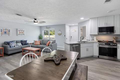 21401 Hilltop Avenue, Panama City Beach FL - photo 7 of 37