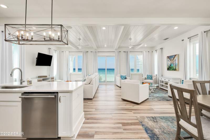 6 bedroom SingleFamilyResidence at 13657 Front Beach Road, Margaritaville Cottages, Panama City Beach — photo 2