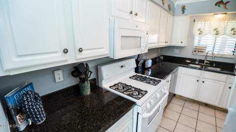 17751 Panama City Beach Parkway 7B, Panama City Beach FL - photo 10 of 57