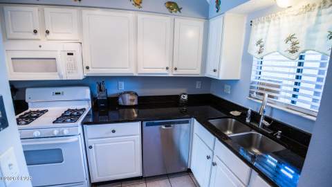 17751 Panama City Beach Parkway 7B, Panama City Beach FL - photo 11 of 57