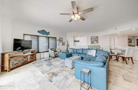 4421 Thomas Drive 202, Panama City FL - photo 14 of 45