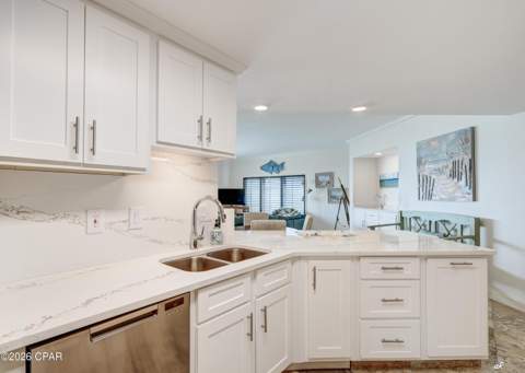 4421 Thomas Drive 202, Panama City FL - photo 20 of 45
