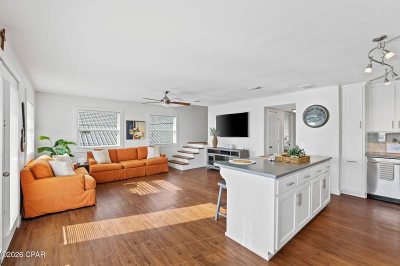 3 bedroom SingleFamilyResidence at 6120 Beach Drive, Crescent Beach Unit 1, Panama City — photo 5