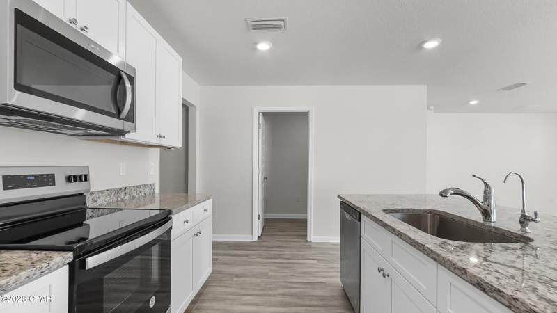 3 bedroom SingleFamilyResidence at 4029 Zinnia Drive, Sunny Hills, Chipley — photo 5