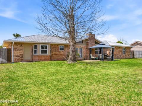 4326 Pine Tree Lane, Lynn Haven FL - photo 7 of 42