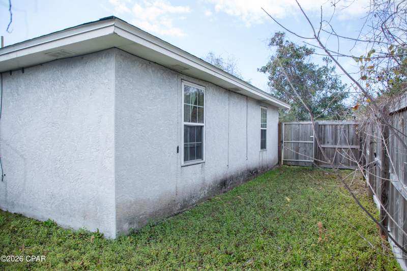 3 bedroom SingleFamilyResidence at 7006 E Fox Court, Fox Place Estates, Panama City — photo 5