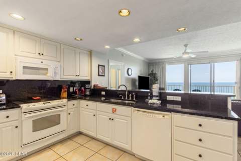 5004 Thomas Drive 1102, Panama City FL - photo 7 of 26