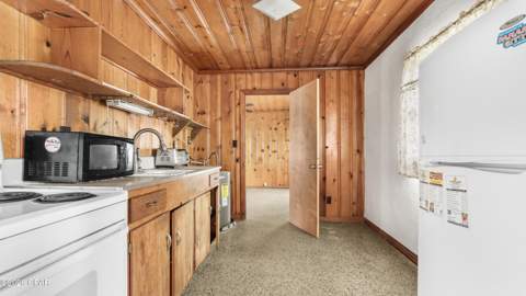 604 Fernwood Street, Panama City Beach FL - photo 15 of 47