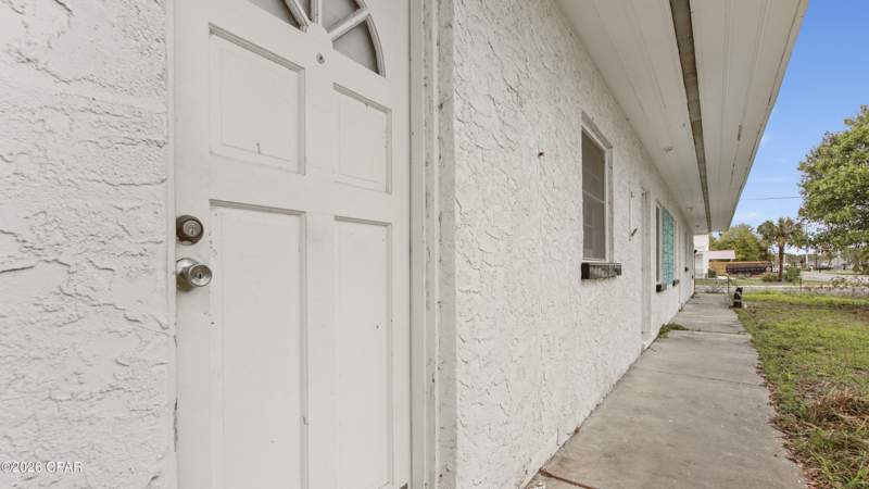 7 bedroom MultiFamily at 604 Fernwood Street, Hutchison's 1st To Bahama Bch, Panama City Beach — photo 5