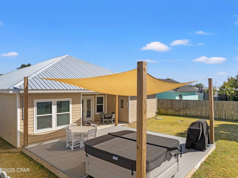 3 bedroom SingleFamilyResidence at 529 Christmas Tree Lane, Crestview Heights, Panama City Beach — photo 3