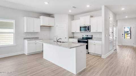 128 Hollis Circle, Port St Joe FL - photo 14 of 47