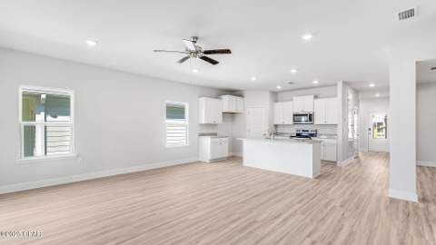 128 Hollis Circle, Port St Joe FL - photo 20 of 47