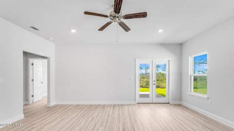 128 Hollis Circle, Port St Joe FL - photo 21 of 47