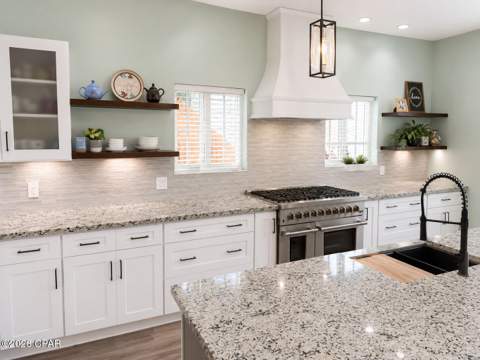 210 Twin Lakes Drive, Panama City Beach FL - photo 6 of 32
