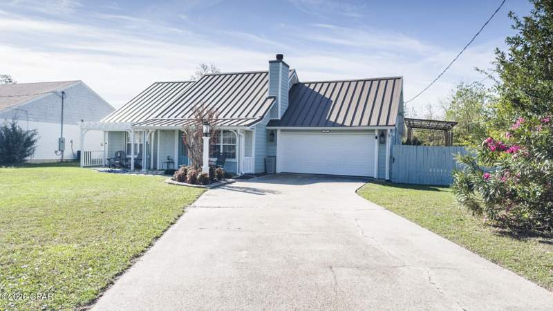3 bedroom SingleFamilyResidence at 941 Agnes Scott Circle, Forest Hills Unit 3, Panama City — photo 2