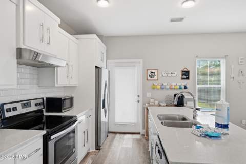 5701 Hilltop Avenue, Panama City Beach FL - photo 12 of 39