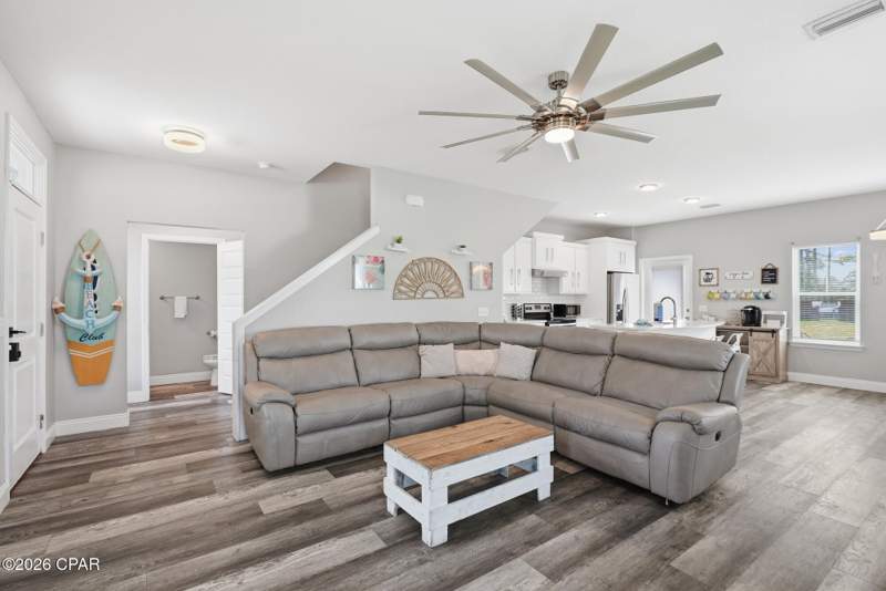 5 bedroom SingleFamilyResidence at 5701 Hilltop Avenue, Biltmore Beach 1st Add, Panama City Beach — photo 2