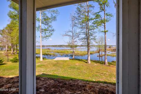 9019 Pecan Avenue, Youngstown FL - photo 15 of 54