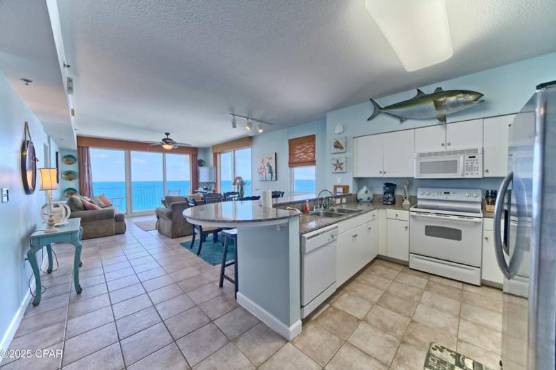 3 bedroom Condominium at 9900 S Thomas Drive 1801, Shores Of Panama, Panama City Beach — photo 4