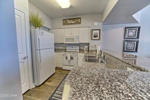 9900 S Thomas Drive 917, Panama City Beach FL - photo 10 of 59