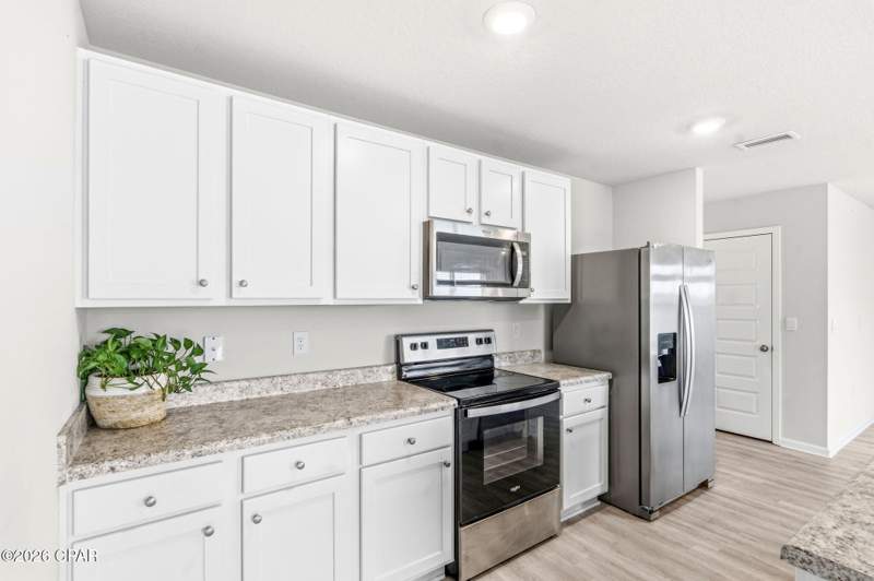 3 bedroom SingleFamilyResidence at 6408 Bellavia Lane, Liberty, Panama City — photo 2
