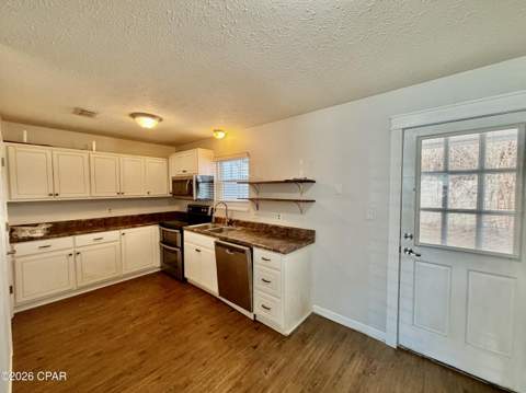 21104 S Lakeview Drive, Panama City Beach FL - photo 8 of 20