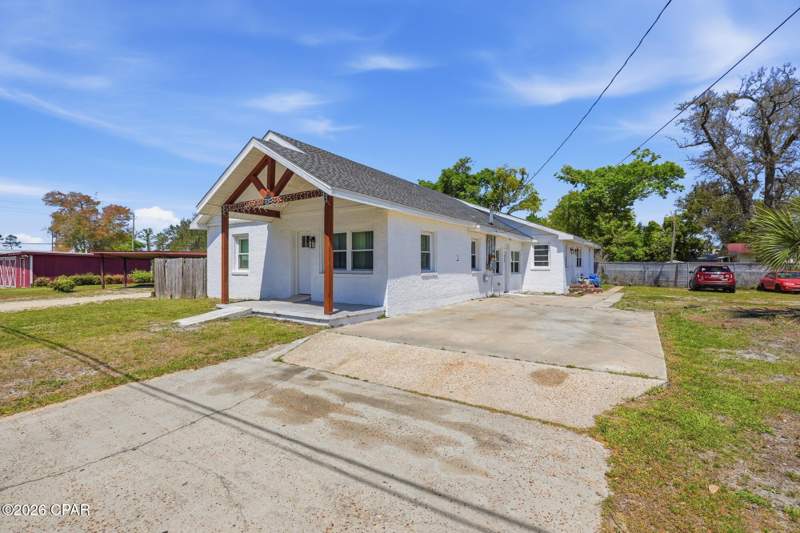 6 bedroom Triplex at 803 Oak Avenue, Gulf Coast Dev Co Plat, Panama City — photo 2